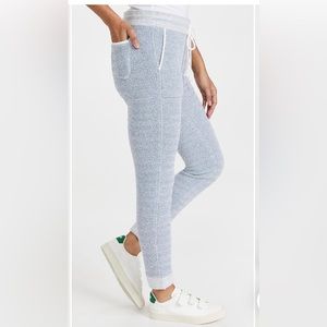 NWOT Faherty Whitewater Joggers Medium